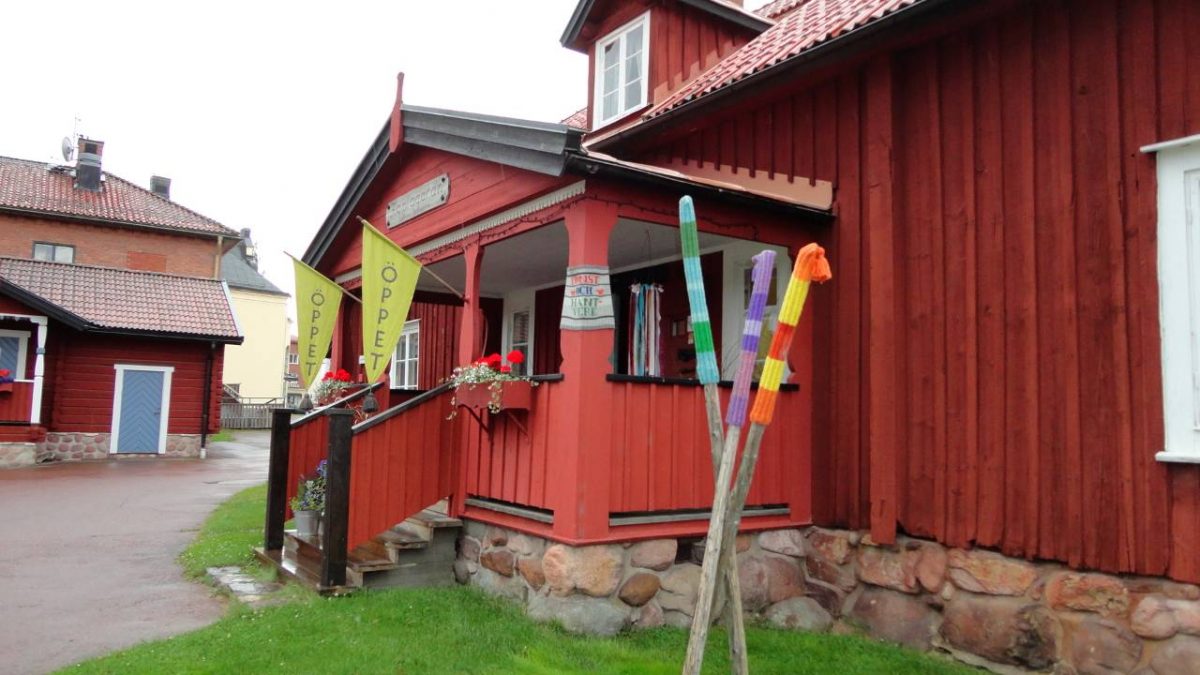 Vanha ruotsalainen puurakennus