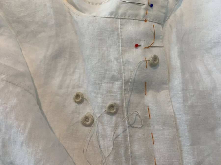 Paidan napitusta valmistaen.